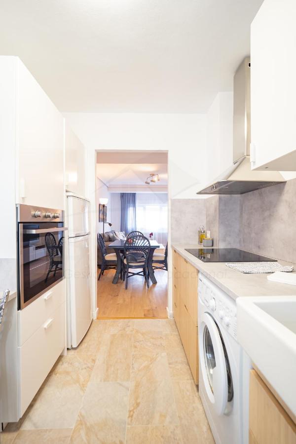 Apartamento El Carbayedo Avilés Exterior foto